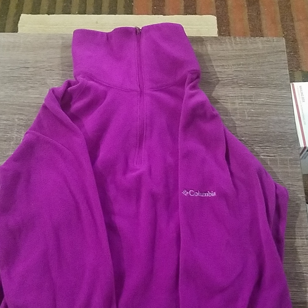 Pullover - Picture 3 of 3